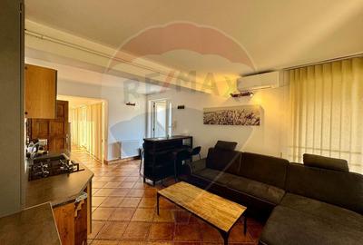 Apartament de inchiriat, 3 camere, Centru