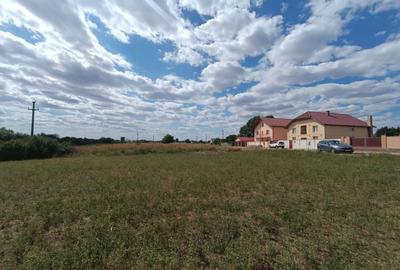 Descoperă o oportunitate rară: Teren intravilan- 2.000 mp în Zădăreni - 1