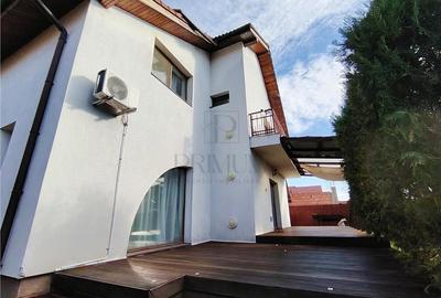Casa individuala - 6 camere - locatie excelenta - 220 mp utili - garaj - 6