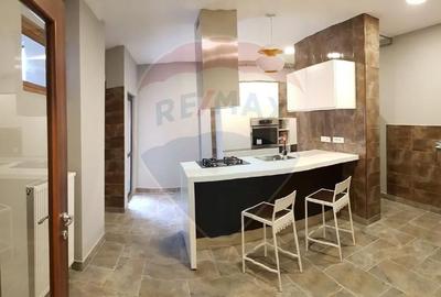 Apartament Exclusivist 221 mp | Central | Etaj Integral  | 5 Camere - 9