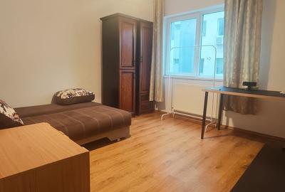 Garsonieră decomandată, mobilată în Berceni