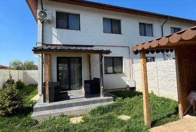 Casă cu 4 camere în Central