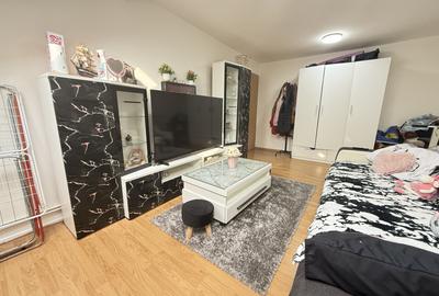 Apartament cu 2 camere decomandat, mobilat în Girocului