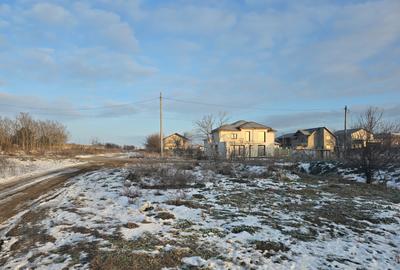 Teren de vanzare in Lazu - 4