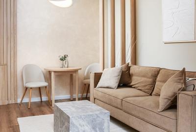 Apartament cu 2 camere decomandat în Apărătorii Patriei