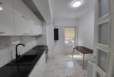 Apartament 3 camere ROYAL TOWN - 24