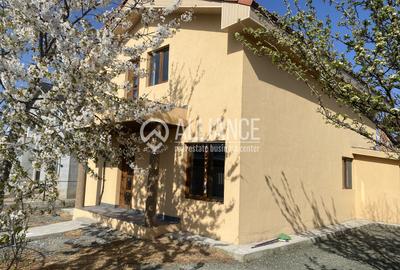 VALU LUI TRAIAN(COD 07) -Casa P+M 5 camere cu teren de 300 mp - 25