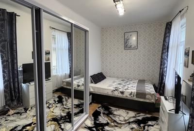 Apartament 2 camere - str. Tribunei - etaj 1 - 3