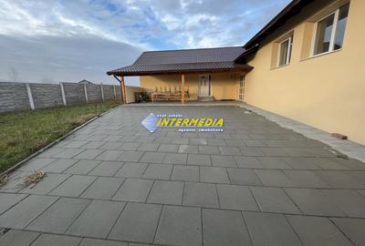 Casa noua cu 4 camere , pivnita de vanzare Alba Iulia finisata teren 1400 mp - 1