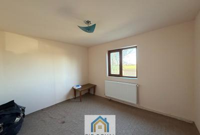 Casa 6 camere  Jud. Dâmbovița,Com. Corbii Mari,Satu Nou,Str. Troiței nr. 6, - 29