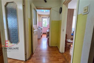Apartament 3 camere , Dambu Pietros , Et Intermediar - 6