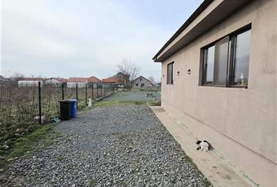 Casa 4 Camere cu Teren in Proprietate la Corbu - 20