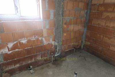 Casa individuala. 700 mp teren. Terasa mare. Suprafete generoase. - 9