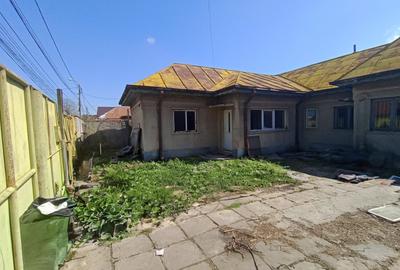Oportunitate investiție - teren 630 mp - casa 6 camere și hala /depozit - 2