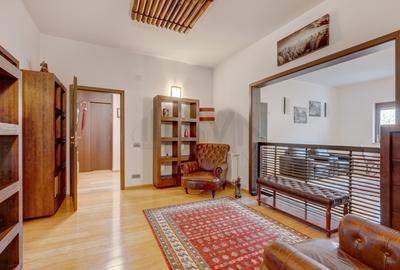 REA1028926 Apartament 3 camere in vila l etaj1 boxa 11mp l Icoanei - 1