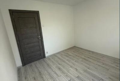 Apartament cu 2 camere decomandat în Banu Manta