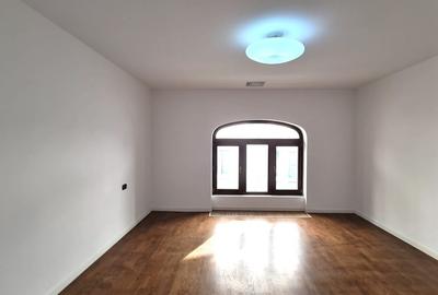 Vila interbelica - Universitate - Destinatii multiple - 11