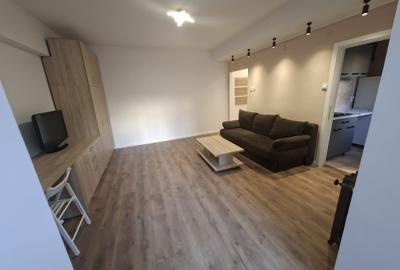 OBOR - Garsoniera in bloc de apartamente P/4 - 6