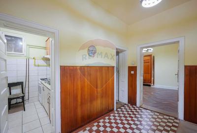 Apartament cu o cameră la casă, în Ioșia, de închiriat - 1