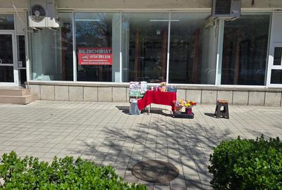 Inchiriez spatiu comercial in Deva, zona Miorita, parter, vitrina de 13 metri - 1
