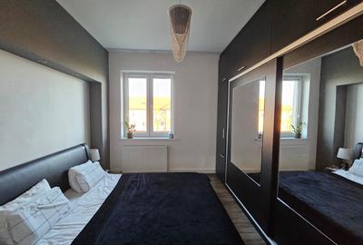 Apartament 2 camere, decomandat, etaj 2 din 2, cu pod, zona Aeroport, comision 0 - 10