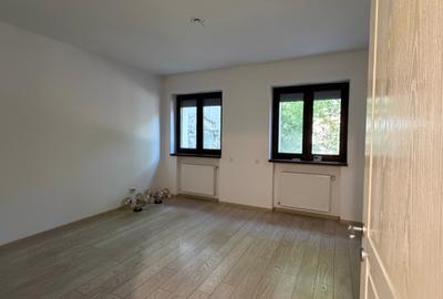 Piata Victoriei -langa Metropolis \ etaj 1 \ nemobilat \ cu centrala proprie - 4