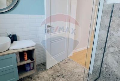Proprietate premium în Filiași, locuință de lux cu spații comerciale - 10