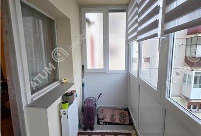 Apartament cu 3 camere decoamndate in zona Valea Aurie din Sibiu - 15