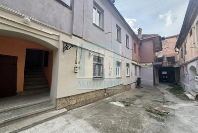 De vanzare garsoniera, in inima orasului Brasov - 4