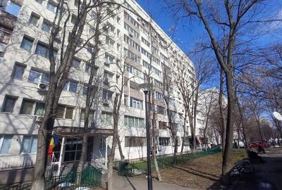 Iuliu Maniu(Lujerului),3 camere,etaj 6/10,liber - 1