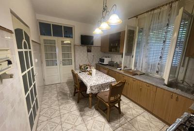 Casa | 9 camere | Garaj | Piscina | Teren 3.000 mp | Comision 0% - 18