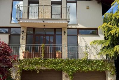 Casă individuală cu 5 camere în Făget