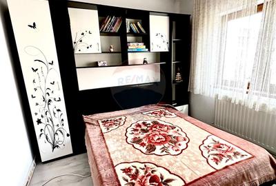 Apartament 3 cam, 2 balcoane, loc parcare zona Micalaca Orizont - 8