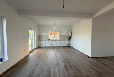 Duplex pe parter - finisaje top- zona excelenta - 2