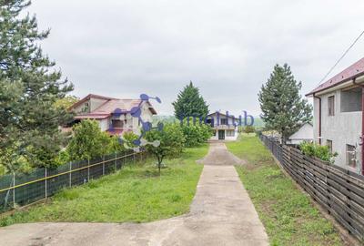 Vilă in Valea Ursului Miroslava, Teren generos de 1495mp - 2