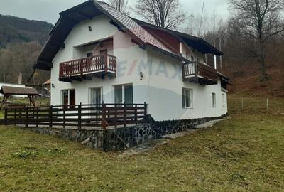 Casa / Vila cu 7 camere de vanzare in zona Bran-Tohanita - 1