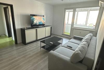 Apartament cu 2 camere semidecomandat, mobilat în Titan