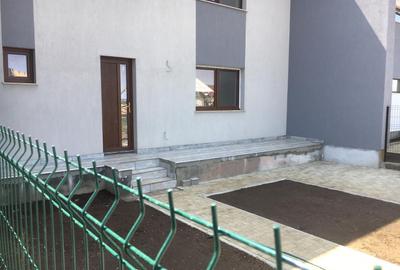 Casă individuală cu 3 camere în Tărlungeni