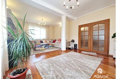 Vila superba cu garaj si  teren 1500 mp, Covasna - 3
