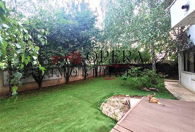 Comision 0! Vila 7 camere de vanzare, Zona Bucium - Visan - 1