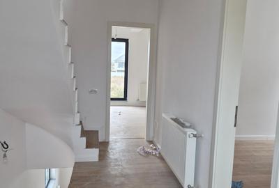 Vilă elegantă cu 5 camere si 3 bai + mansarda + garaj  – Zona Cristalului - 10