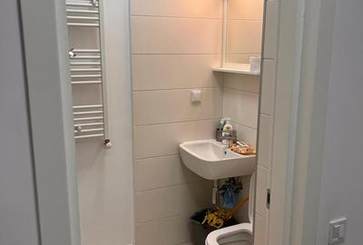 Garsoniera de închiriat,cocheta și spațioasă lângă Mall Plaza-centrala proprie - 6