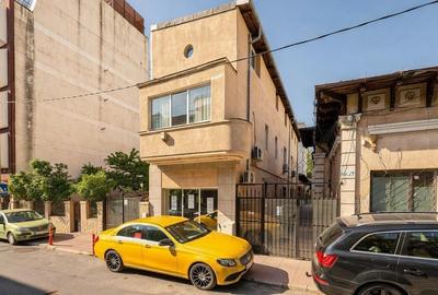 Casă cu 10 camere în Unirii