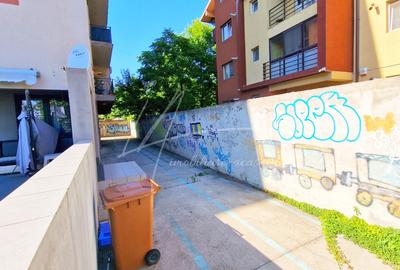Apartament cu 5 camere si curte de 358 mp. - 22