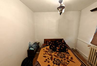 2 camere ultracentral, et. II - 5