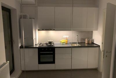Garsoniera zona Lujerului centrala termica proprie - 10