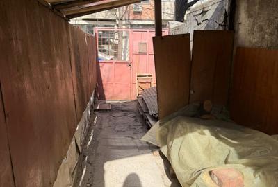 Teren cu casa din caramida/ Lizeanu/ Stefan cel Mare/ Curte - 9