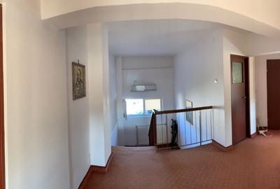 Vand apartament 5 camere cu scara interioara in Deva, etaj 4 si 5, acoperit cu p - 4