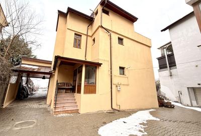 Doua etaje in vila pe malul lacului Grivita birouri rezidential - 20