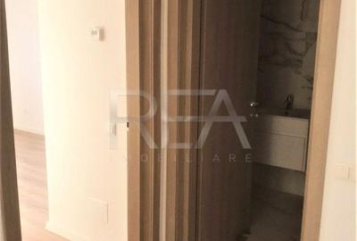 Apartament cu 3 camere decomandat în Pipera